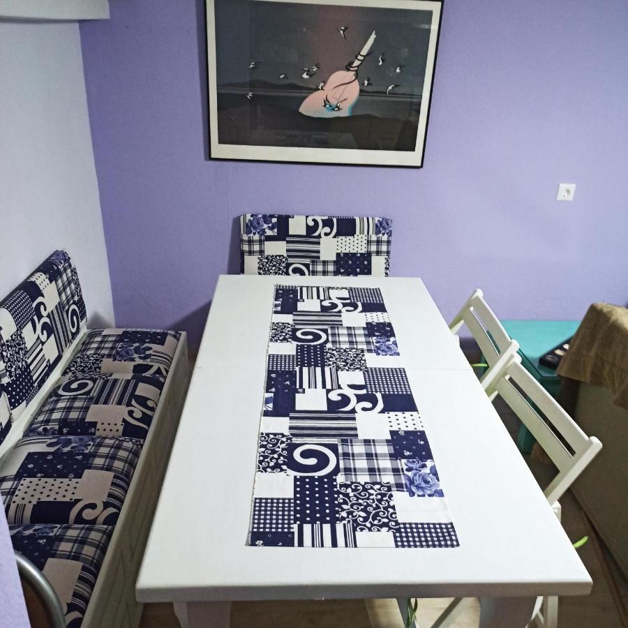 Εξοχική Κατοικία - Cottage Τίνα Líri Esterno foto
